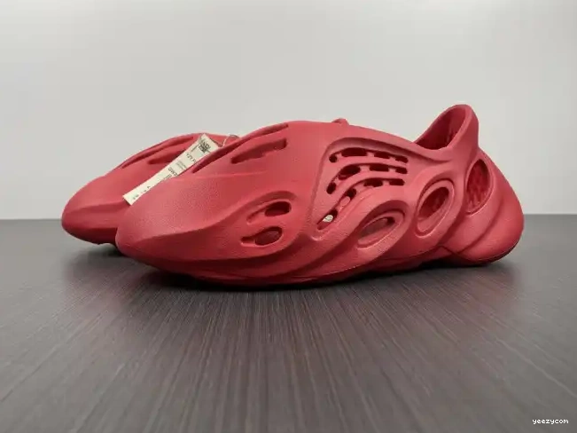 CW3355 Adidas Red Foam Yeezy 0505